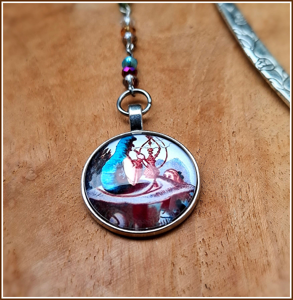 Lesezeichen, inspiriert von „Alice im Wunderland“ – ein Unikat