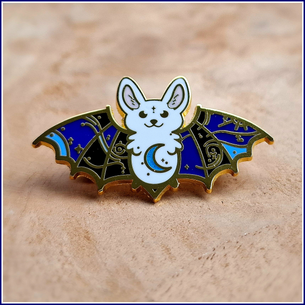 Pin "Blaue Fledermaus"