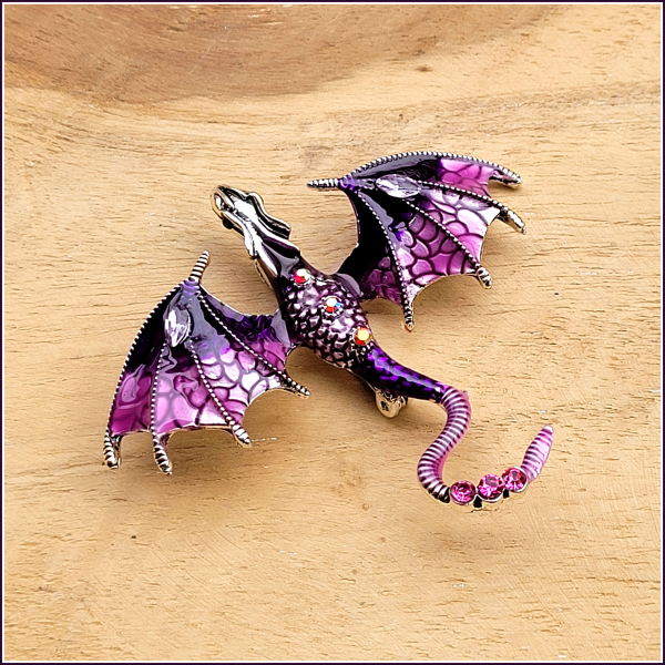 „Flugdrache in Pink-Violett“ - Brosche und Kettenanhänger – 2 in 1