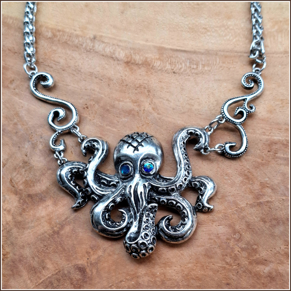 Halskette „Oktopus“– 48,5 cm, plus Verlängerung