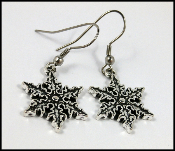 "Victorian Snowflake" - Schneeflocken-Ohrhänger