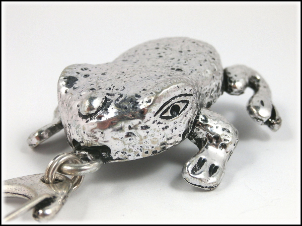 Großer Charmanhänger "Frosch Frowin"
