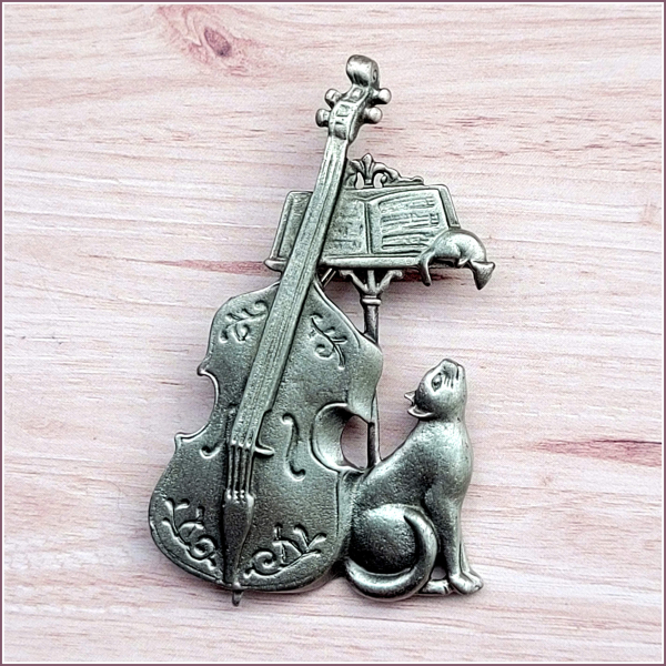 Brosche "Hausmusik"