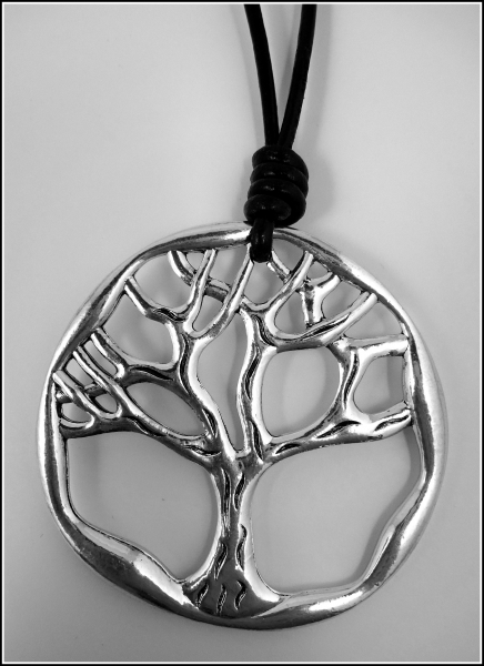 "Winterbaum" am Lederband