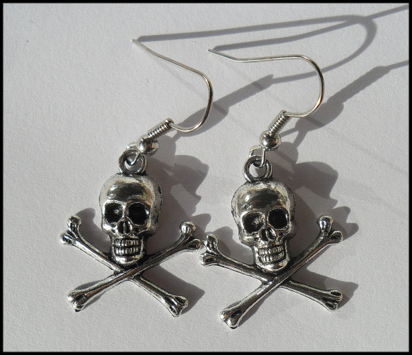 Ohrhänger "Totenkopf"
