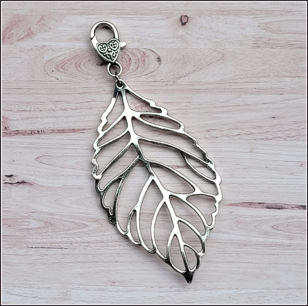 Charmanhänger "Großes Blatt"