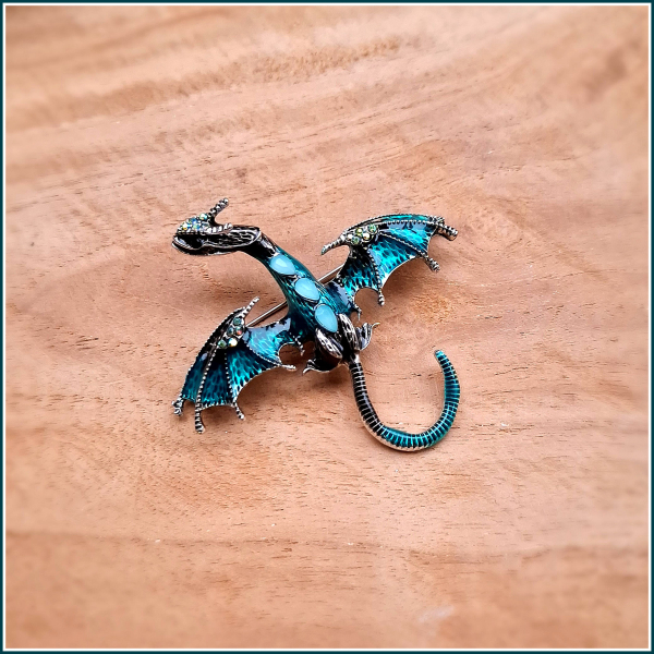 Brosche "Silberdrache in Türkis"