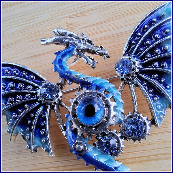 "Blauer Steampunk-Drache" - Brosche und Kettenanhänger - 2 in 1