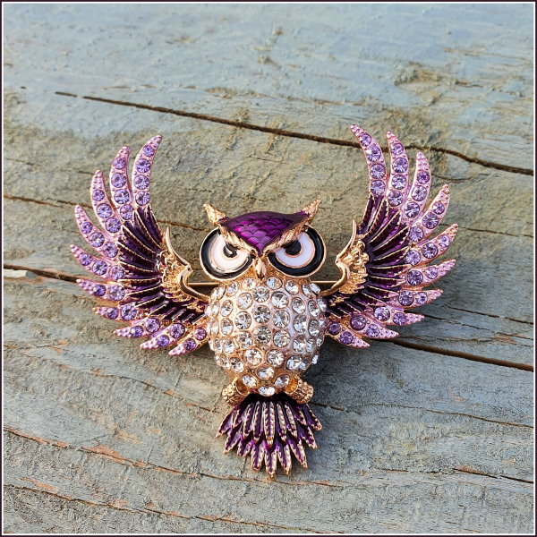 "Fliegende Eule" in Violett, mit Blattmetall veredelt - Brosche & Kettenanhänger - 2 in 1