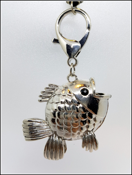 Charmanhänger / Handtaschenbaumler "Großer Fisch"