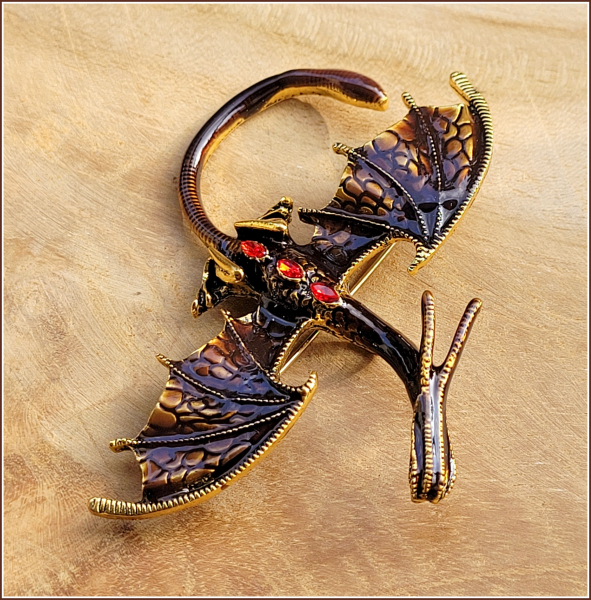 "Brauner  Flugdrache" - Brosche & Kettenanhänger - 2 in 1