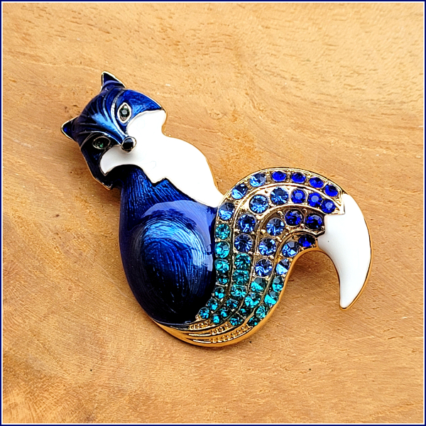 "Blauer Fuchs" - Brosche & Kettenanhänger - 2 in 1
