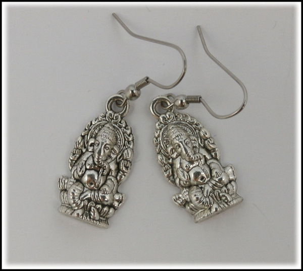 "Ganesha" - "Der Überwinder aller Hindernisse" als Ohrschmuck