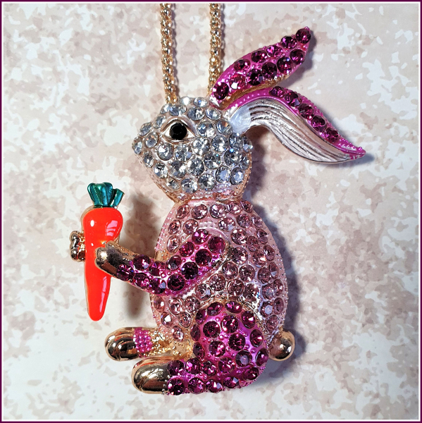 "Hase in Pink" - Halskette & Brosche - 2 in 1