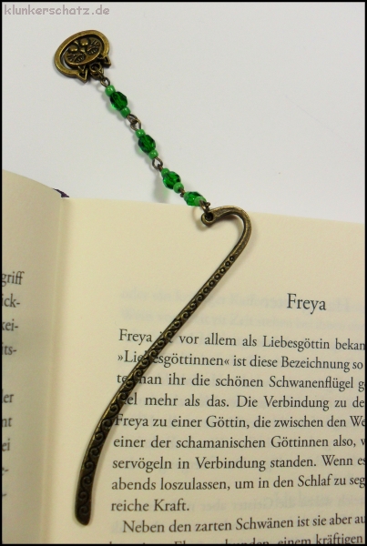 Lesezeichen "Miezekatze in Grün"