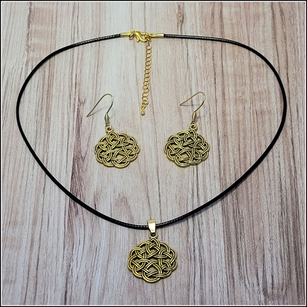 Schmuckset "Keltischer Knoten" in der Farbe Antikgold