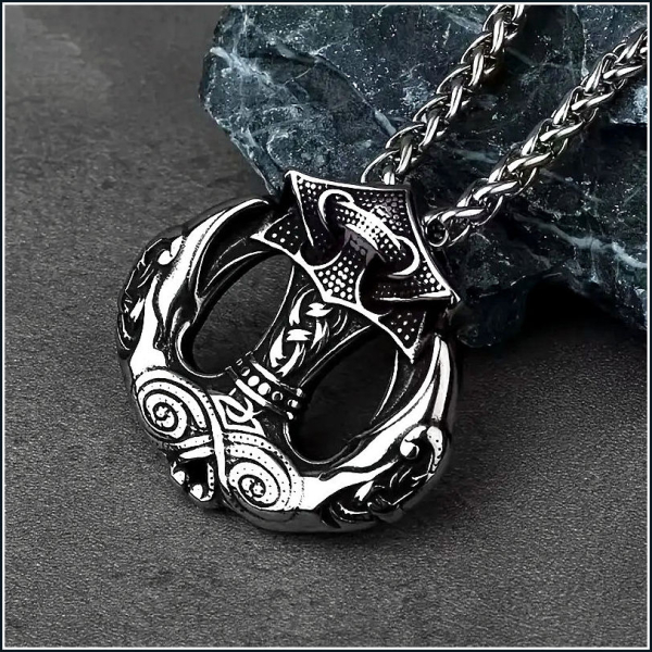 Halskette „Mjölnir, der Hammer des Thor“ aus Edelstahl