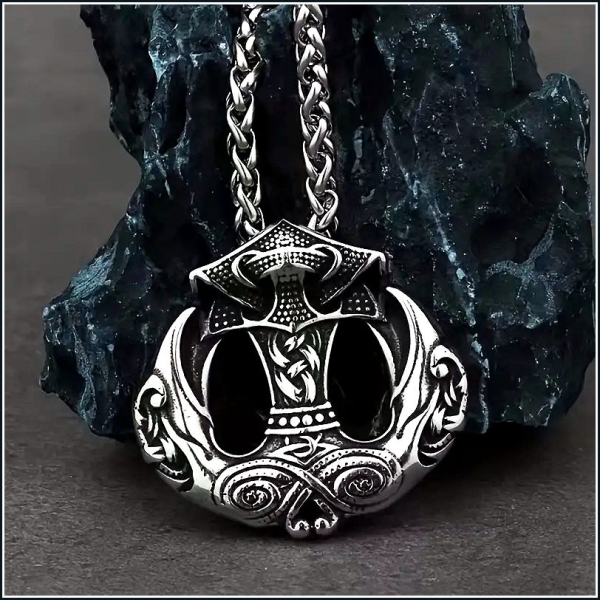 Halskette „Mjölnir, der Hammer des Thor“ aus Edelstahl