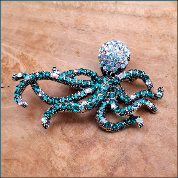 "Oktopus Meeresblau" - Brosche und Kettenanhänger - 2 in 1