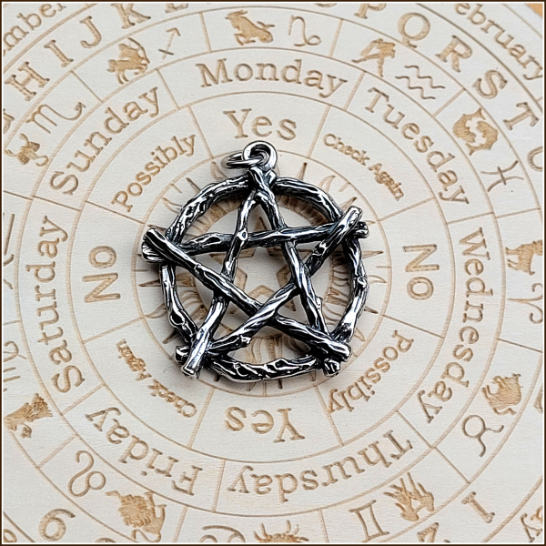 Kettenanhänger "Großes Pentagramm" aus Edelstahl