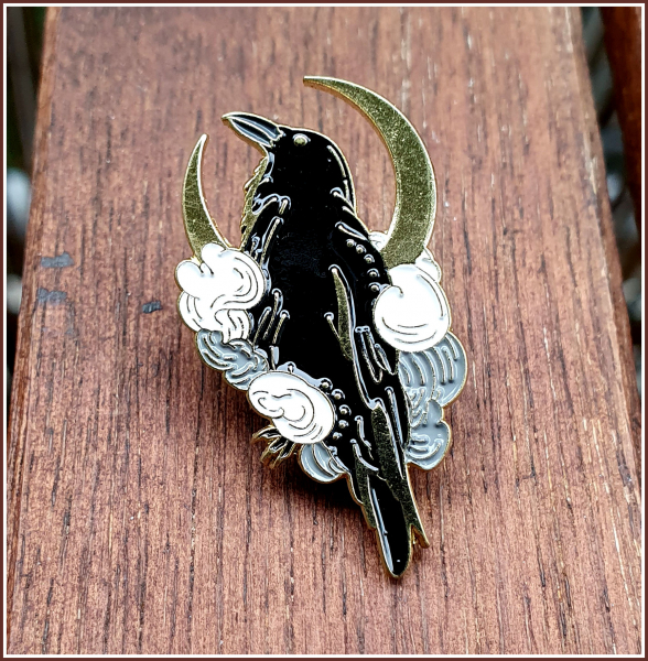 Pin "Rabe & Mondsichel"