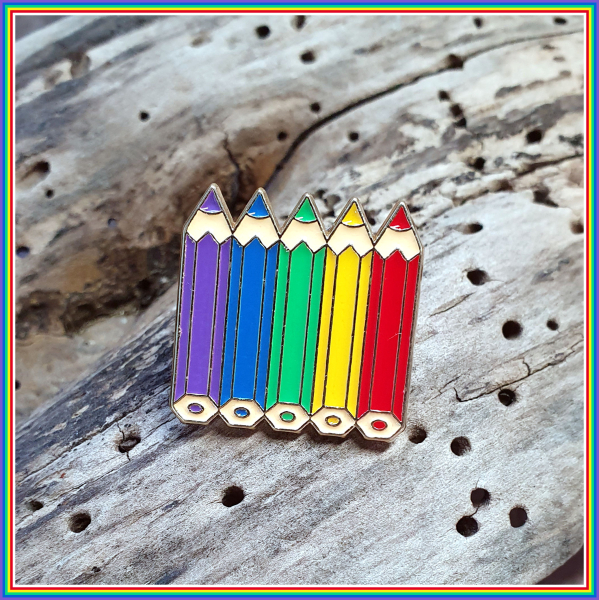 Pin "Buntstifte in Regenbogenfarben"