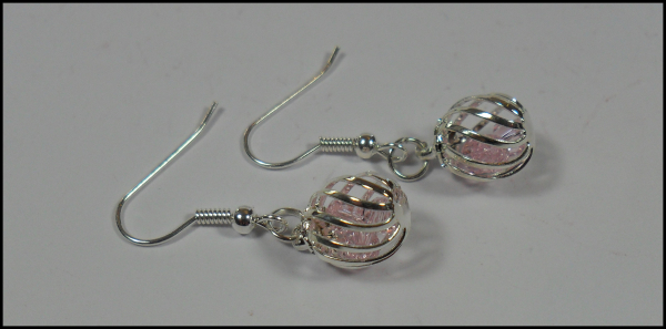 Ohrhänger "Perlen hinter Gittern" - rosa