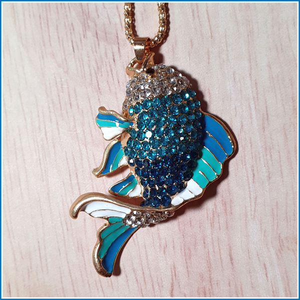 Halskette "Blauer Schleierschwanz"