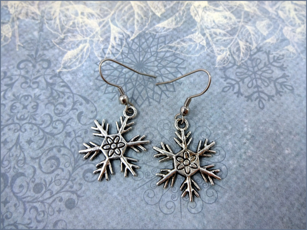 "Suzy Snowflake" - Schneeflocken-Ohrhänger
