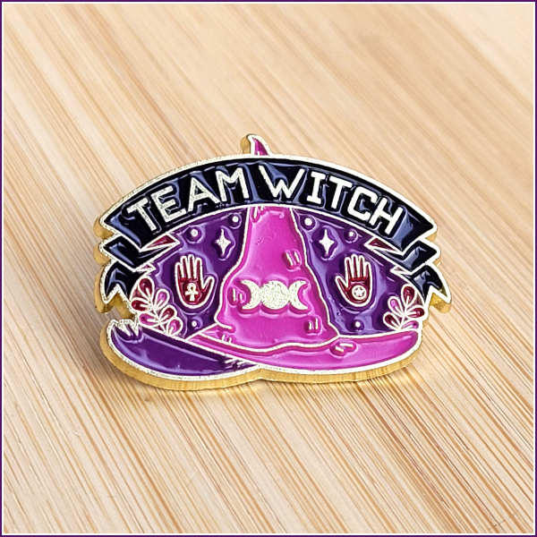 Pin "Team Witch"