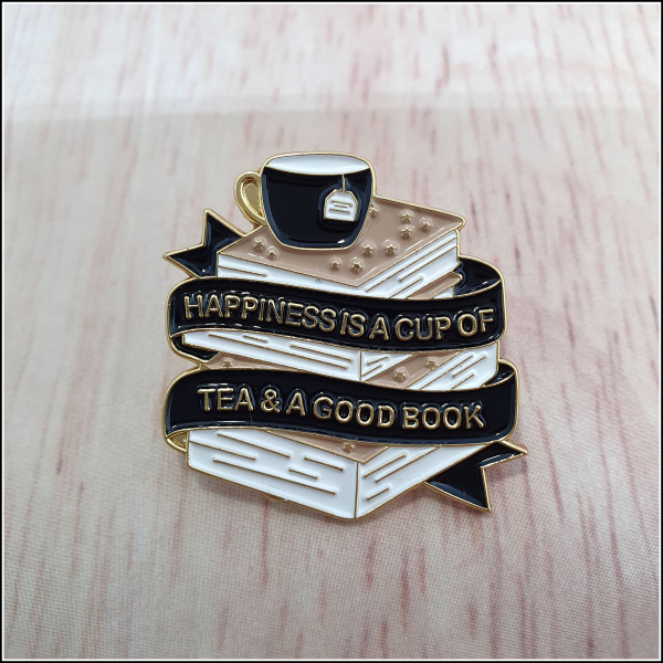 BuchLiebeKollektion - Pin "Tea & a good book"