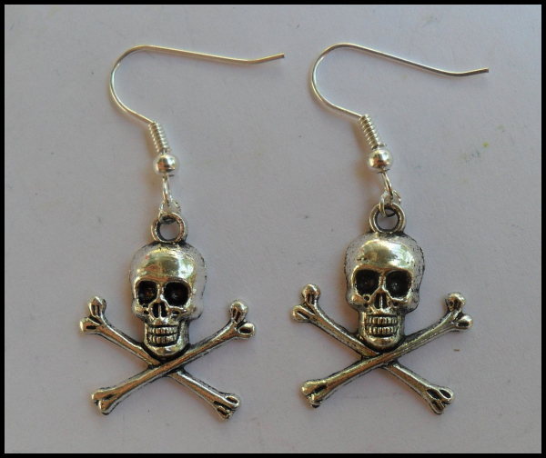 Ohrhänger "Totenkopf"