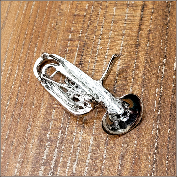 Brosche "Tuba"