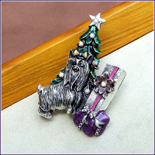 Brosche "Hundeweihnacht"