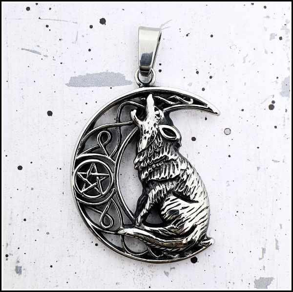 Kettenanhänger "Wolfsmond"  aus Edelstahl